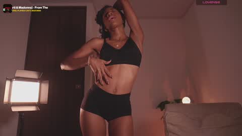 Snapshot of connie_west0 chatting on 12.30.24 independent model online show from 12.30.24