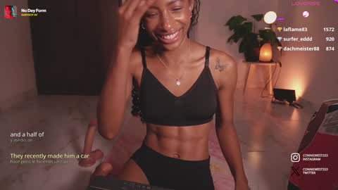 Snapshot of connie_west0 chatting on 01.01.25 independent model online show from 01.01.25