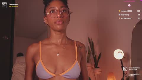 Snapshot of connie_west0 chatting on 01.20.25 independent model online show from 01.20.25