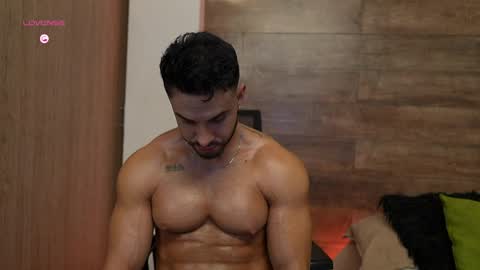 connor_h1 online show from 04.11.26