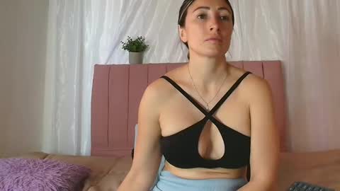 conyabril online show from 03.13.26