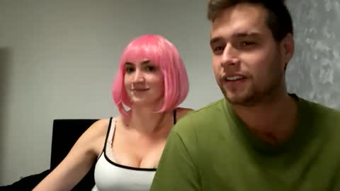 Snapshot of coochieandcream chatting on 10.09.25 CoochieAndCream online show from 10.09.25