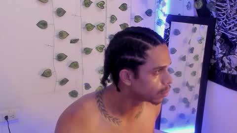 Aaron  online show from 11.08.25