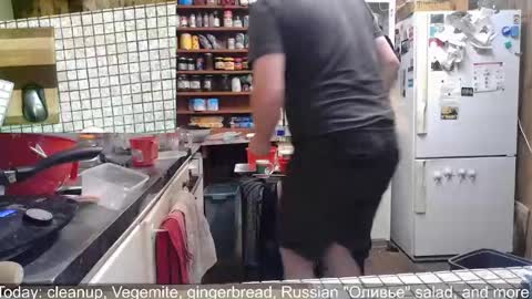 Snapshot of cookieliquor chatting on 12.27.24 Cookie - I do cooking streams occasionally. Next stream  online show from 12.27.24