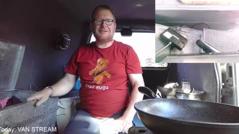 Snapshot of cookieliquor chatting on 01.17.25 Cookie - I do cooking streams occasionally. Next stream  online show from 01.17.25