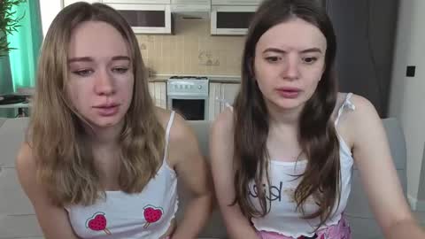 Snapshot of cookies_duo chatting on 04.27.26 Alice untill 16 th February online show from 04.27.26