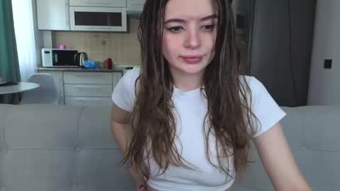 Snapshot of cookies_duo chatting on 04.28.26 Alice untill 16 th February online show from 04.28.26