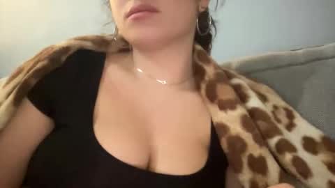 Snapshot of coolcat346 chatting on 10.21.25 coolcat346 online show from 10.21.25