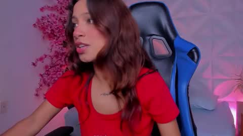  CORA  online show from 12.05.25