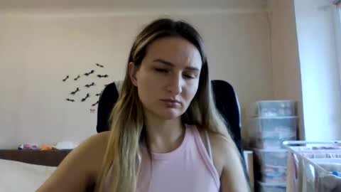 cora_fora online show from 11.06.25