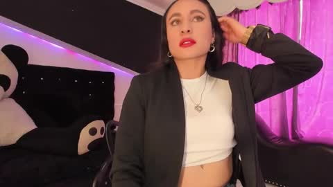 Coral  online show from 03.24.26