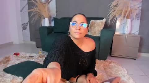 coral_rousee online show from 06.07.26