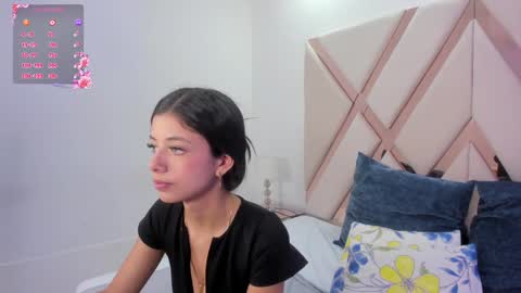 Snapshot of coral_taylorr chatting on 01.23.25 Coral online show from 01.23.25