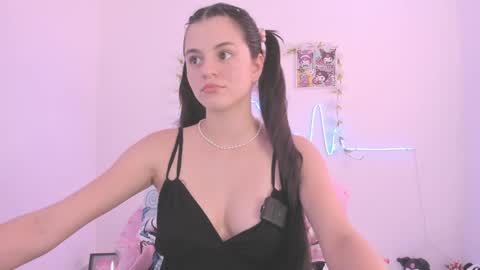 Snapshot of coralinexxx07 chatting on 05.28.26 Coraline uwu Bienvenidos al dulce mundo de Coraline Hola amores soy Coraline Una chica tierna juguetona online show from 05.28.26