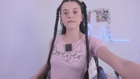 Snapshot of coralinexxx07 chatting on 06.05.26 Coraline uwu Bienvenidos al dulce mundo de Coraline Hola amores soy Coraline Una chica tierna juguetona online show from 06.05.26