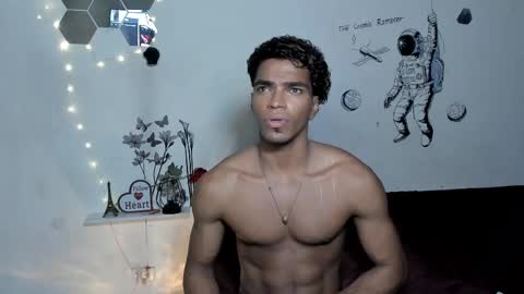 CoreyGlover online show from 11.05.25