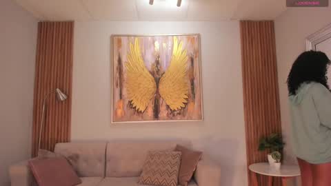 Cori online show from 02.04.25