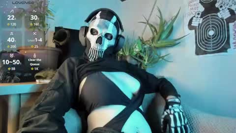 Snapshot of cos_operator chatting on 10.11.25 cos_operator online show from 10.11.25