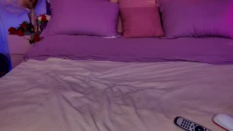 Sia online show from 02.14.25