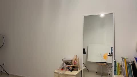 Lina online show from 12.17.25