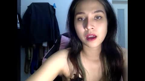 Snapshot of cottoncandygirl9898 chatting on 12.16.24 Liz Gwyneth Charlota online show from 12.16.24