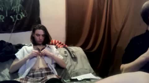 Alaskawildcouple online show from 01.31.25