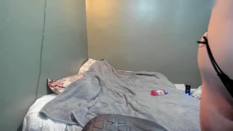 couple4cam777 online show from 01.09.26