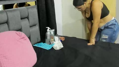 Andrea and Scott online show from 03.03.25