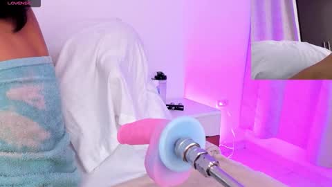 Maria  online show from 09.11.25