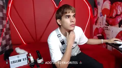 Snapshot of couple_sexxy7 chatting on 02.17.25 MIA LIZ AND SAM online show from 02.17.25