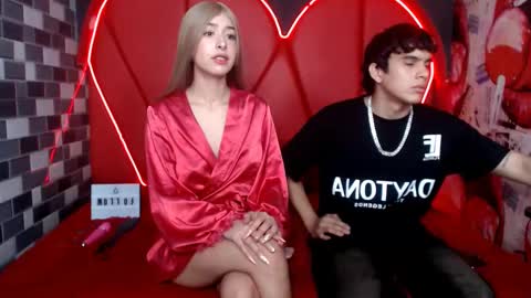 Snapshot of couple_sexxy7 chatting on 10.07.25 MIA LIZ AND SAM online show from 10.07.25