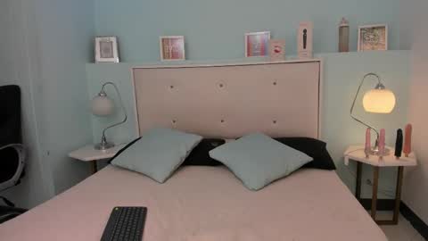 lola y juan online show from 10.16.25