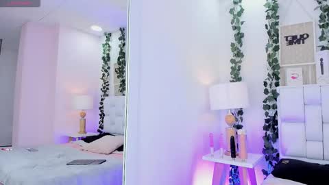 lola y juan online show from 11.19.25