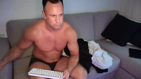 Sandra and Tom online show from 02.01.25
