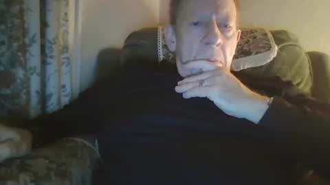 courieral1 online show from 10.13.25