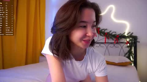 Snapshot of coventinaashfield chatting on 02.15.26 Yui online show from 02.15.26