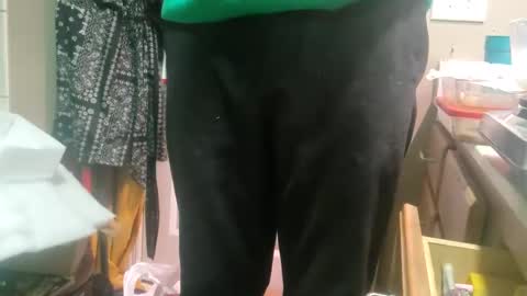 Snapshot of crackback_kyd chatting on 12.21.24 crackback_kyd online show from 12.21.24