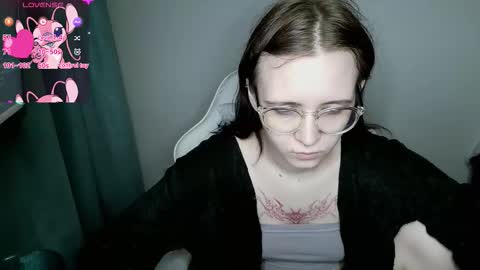 Snapshot of crash_test13 chatting on 10.21.25 crash_test13 online show from 10.21.25