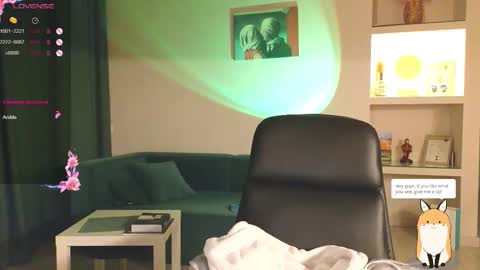 Snapshot of cravelucy chatting on 11.16.25 lucy online show from 11.16.25