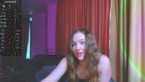 Snapshot of cravelucy chatting on 03.13.26 lucy online show from 03.13.26