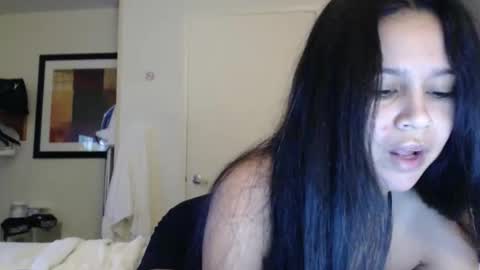 Snapshot of craven_d33 chatting on 04.17.26 craven_d33 online show from 04.17.26