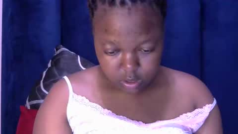 Snapshot of crazeass chatting on 12.20.25 crazeass online show from 12.20.25