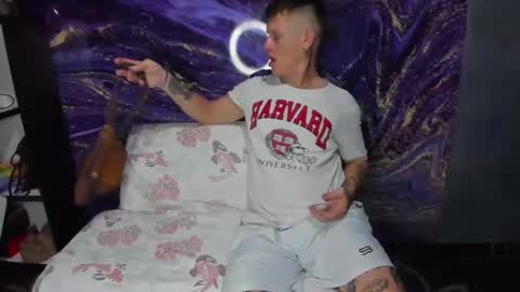 crazy_acouple_donpillo online show from 11.09.25