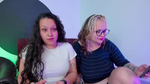 Snapshot of crazy_cakes_ chatting on 12.02.24 Lexie Rose online show from 12.02.24