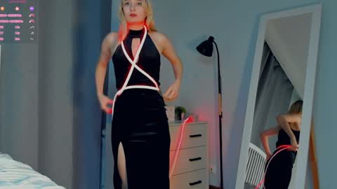 Emma online show from 12.25.24