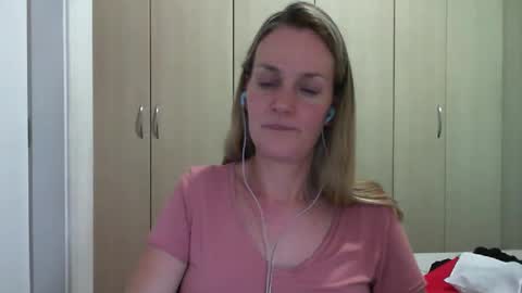 Anny online show from 03.06.25