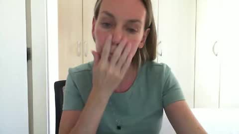 Anny online show from 03.12.25