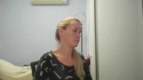 Anny online show from 03.23.26