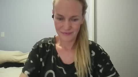 Anny online show from 03.30.26