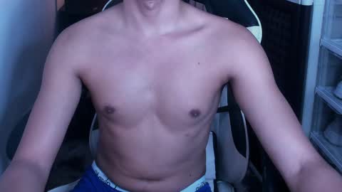 Snapshot of crazyasiancum chatting on 01.28.25 Zion online show from 01.28.25